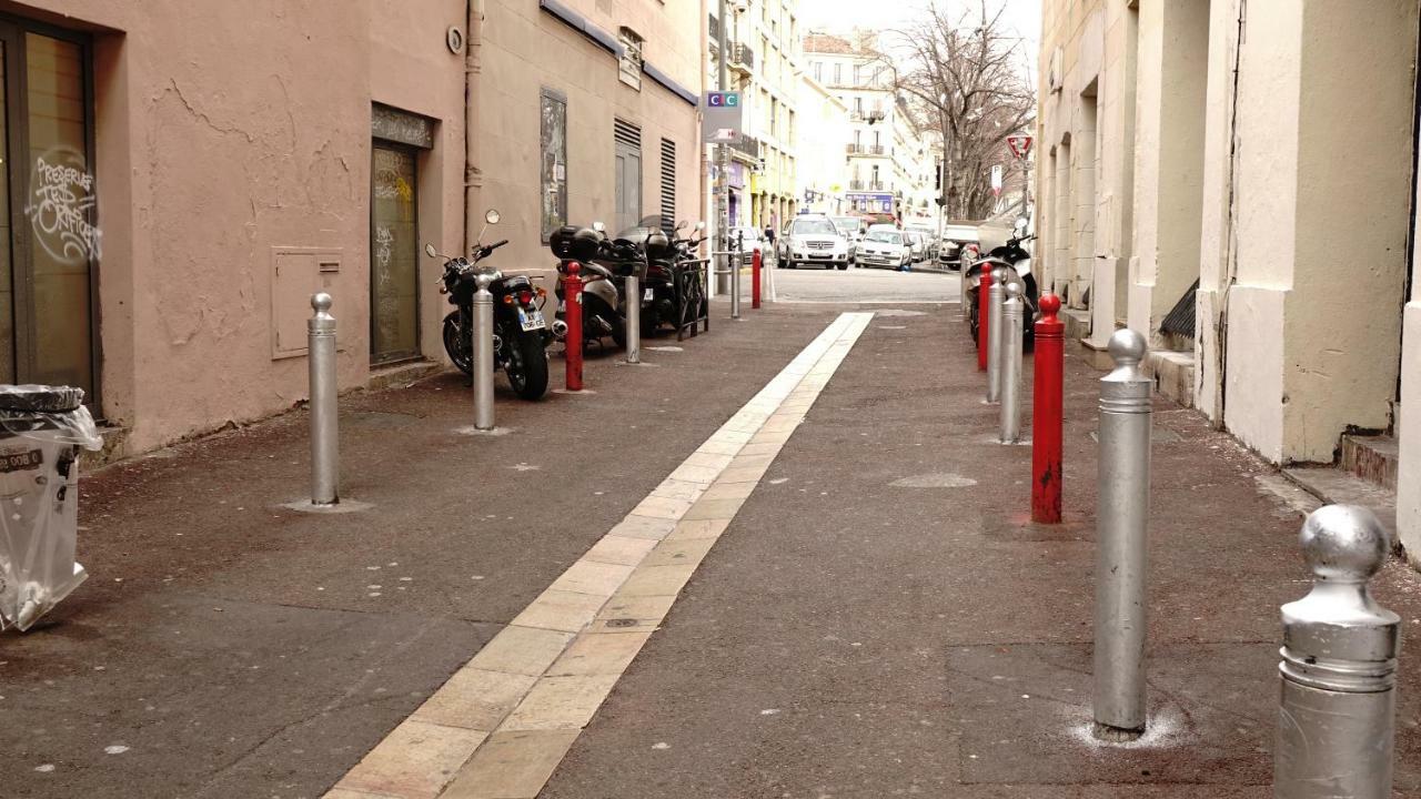 QUARTIER DES CREATEURS la plaine cours julien chambre privée dans appartement Marsiglia Esterno foto